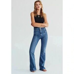 NWT Free People Jayde High Rise Flare Jeans Denim in Blue Sea Medium Denim 26